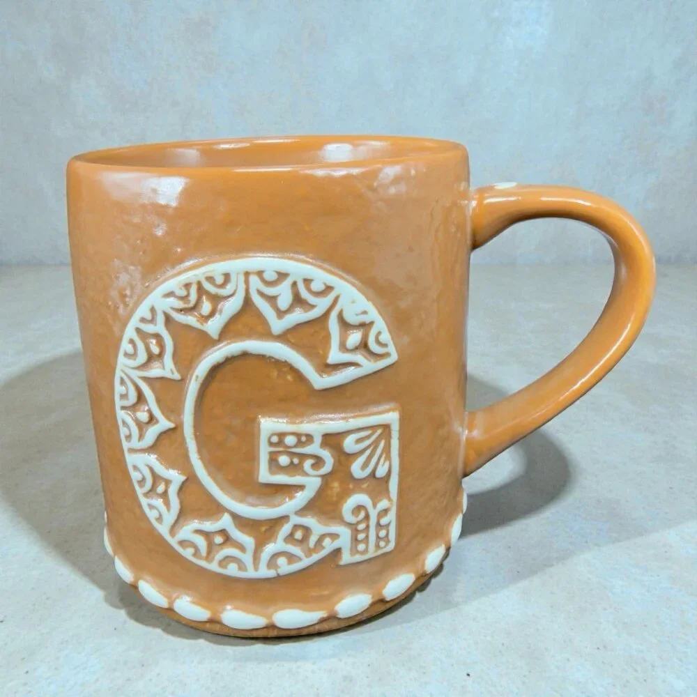 Pottery‎ Barn Gingerbread Stoneware Alphabet Letter G Mug Cup Matte Brown 15 Oz